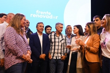 Con Massa presente, el Frente Renovador conservó a su nuevo titular