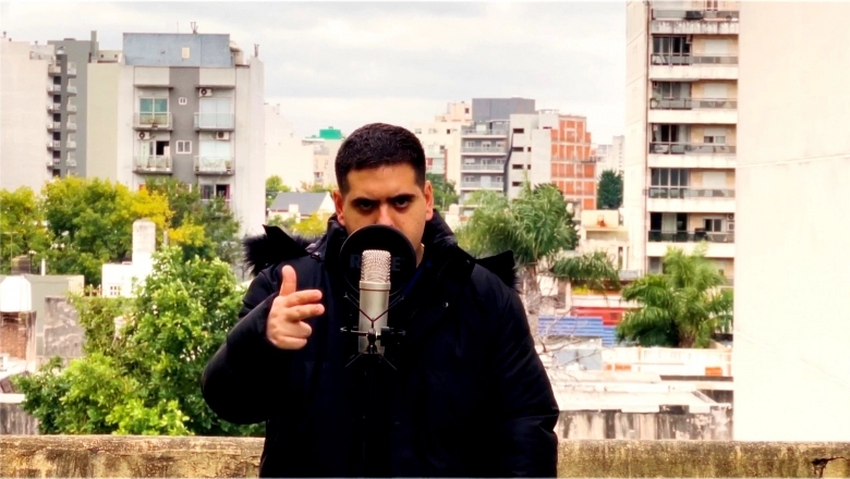 Leuman estrenó una nueva canción de cumbia titulada: "Tenés Todo" junto a DJ Manuso