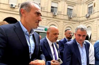 En homenaje a Adam Smith, senador bonaerense bancó a Milei y cruzó a los modelos económicos intervencionistas