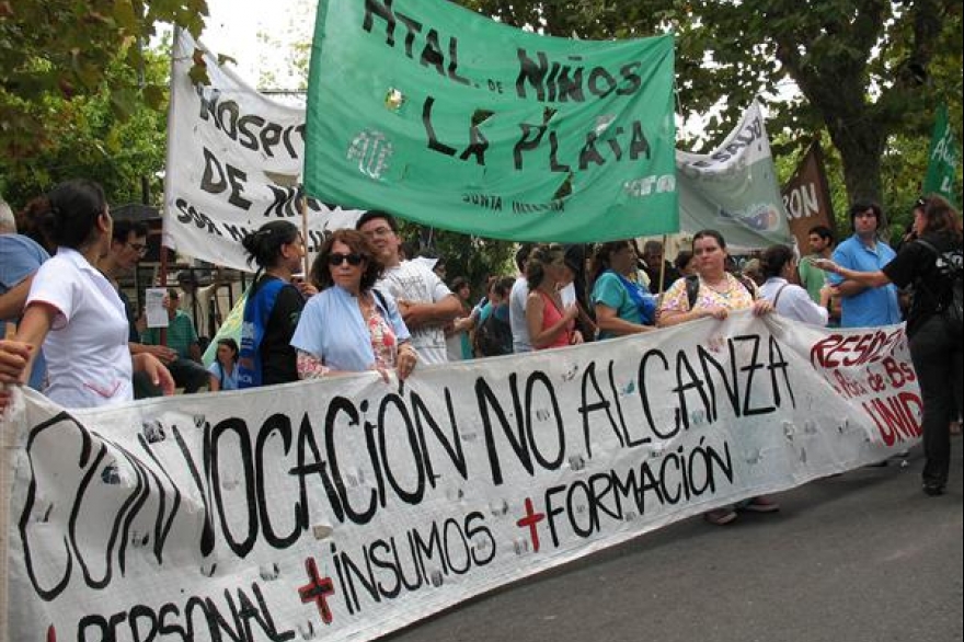 La Provincia y los gremios de la Salud vuelven a discutir la situación de los becarios del sector