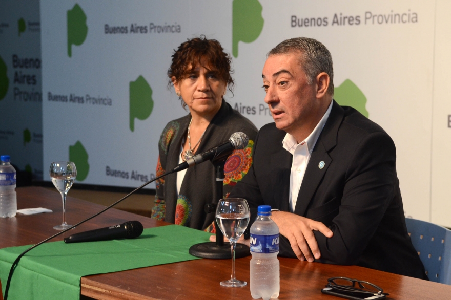 Ministra Ortiz explicó el nuevo contrato del Pami para beneficiar a los hospitales públicos
