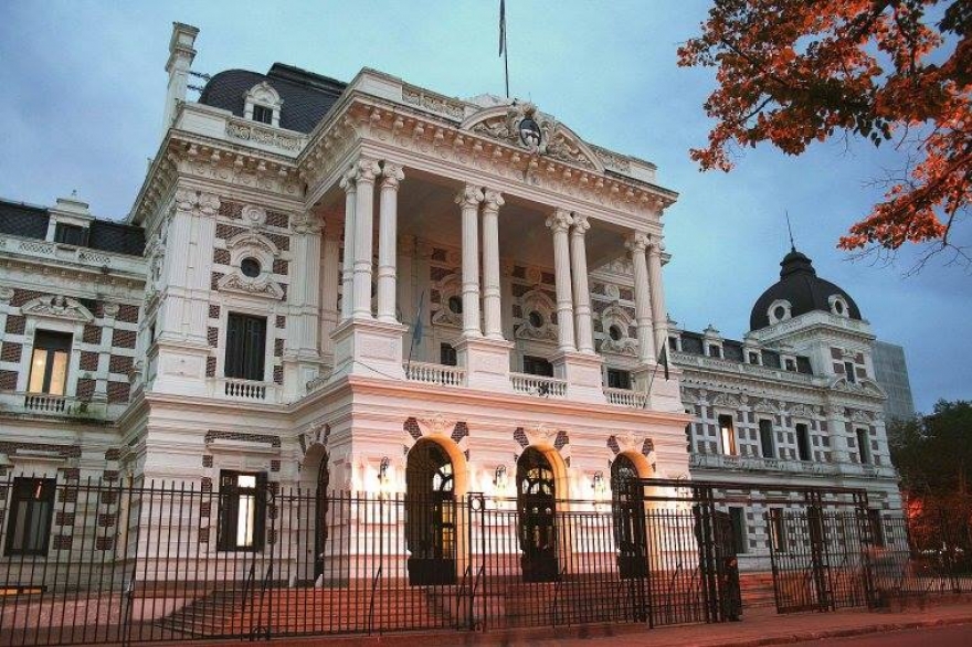 La Provincia colocó bonos bajo legislación argentina: 15.182 millones de pesos