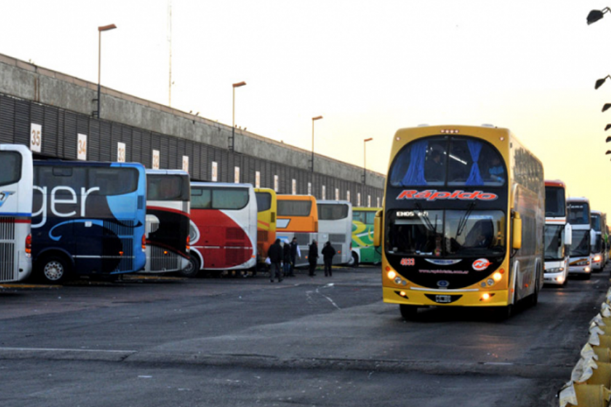 Se levantó el paro de colectivos de larga distancia tras dictarse la conciliación obligatoria