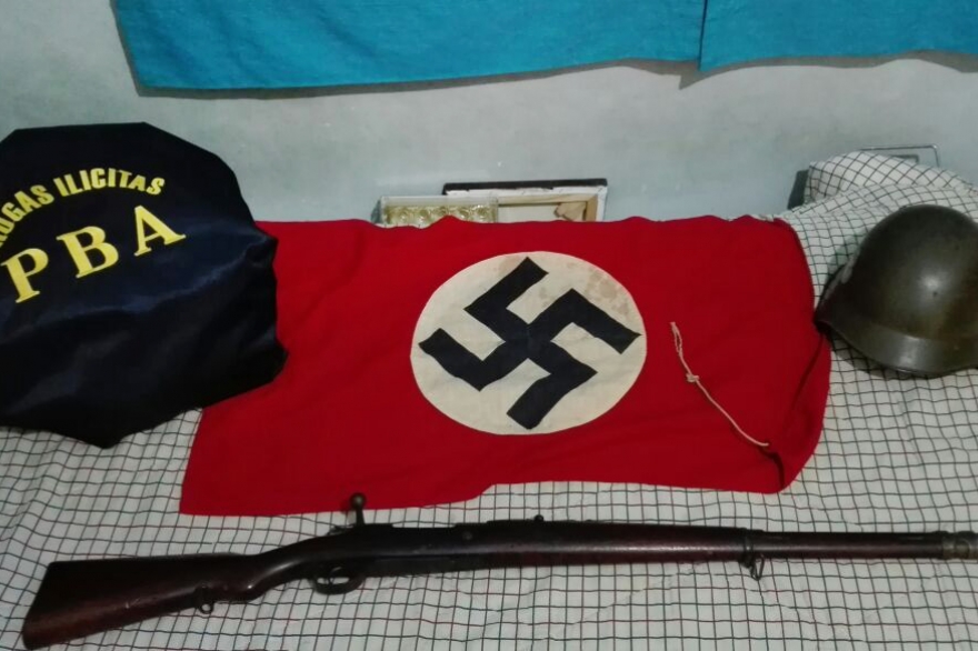 Cayeron los “narconazis”: les secuestraros drogas, armas y objetos relacionados al nazismo