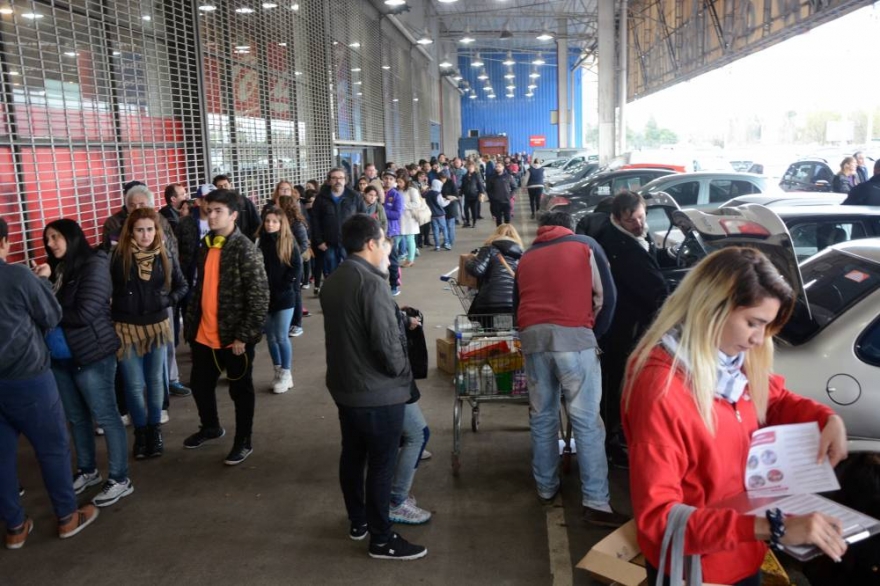 Diputado del FpV pidió informes sobre descuentos en supermercados