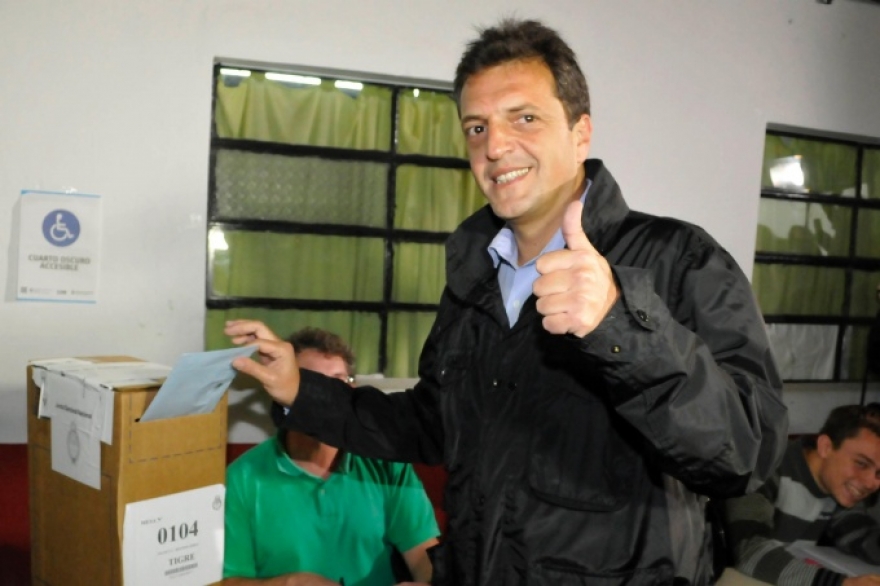 Massa emitió su voto en Tigre y destacó: “Tenemos el desafío de mostrar otro camino”