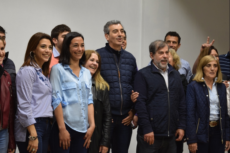 Randazzo se reunió con sus candidatos en La Plata y los convocó a “redoblar los esfuerzos”