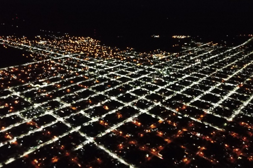 Dolores incorporó tres mil luces LED a la luminaria pública del municipio