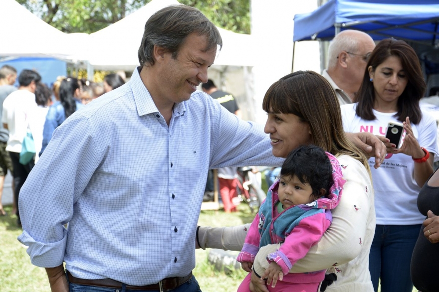 El programa "Mercado en tu Barrio" sigue recorriendo las localidades de Brown