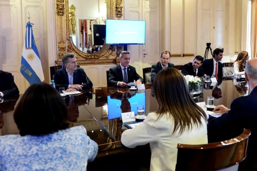 Macri recibió a los gobernadores por las reformas: no hubo acuerdo y llamaron a cuarto intermedio