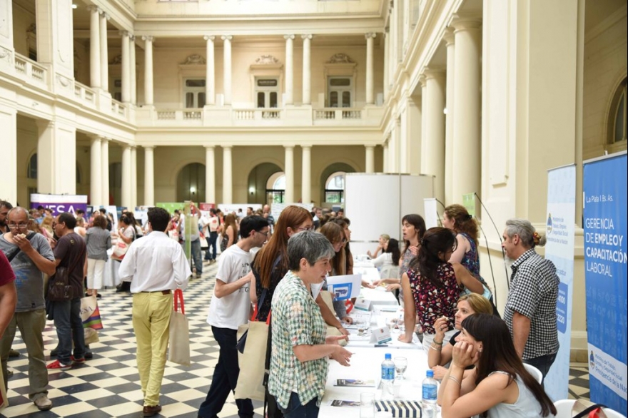 La Plata: más de 800 personas participaron de jornada de formación para emprendedores