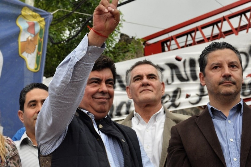 Sin unidad, el PJ Bonaerense tendrá internas: Menéndez y Espinoza mano a mano