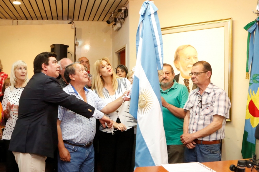 Con presencia de Magario, Espinoza y “Toty” Flores asumieron los nuevos concejales en La Matanza