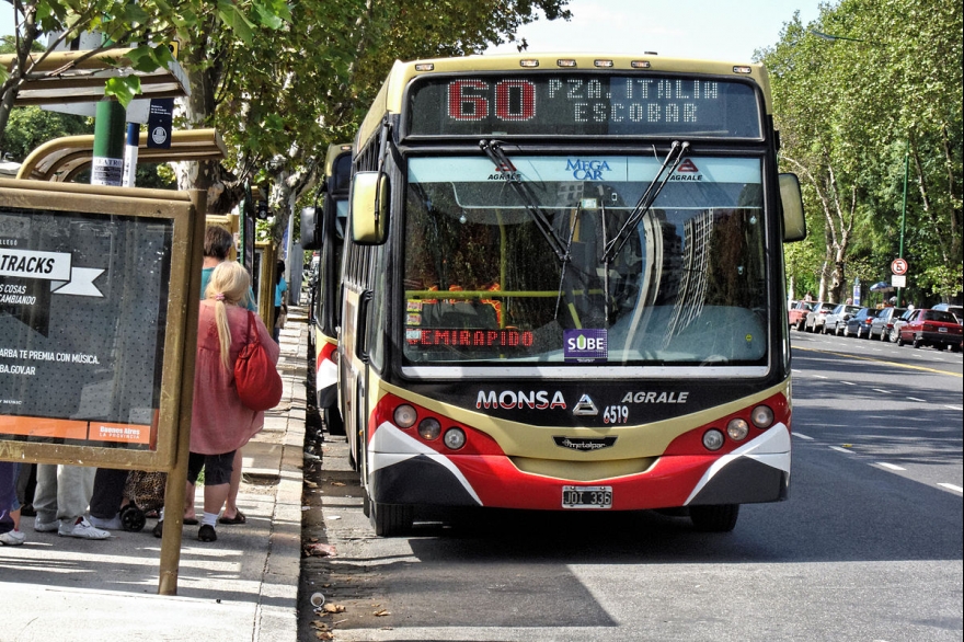 El 2018 traerá un nuevo golpe al bolsillo: aumenta el boleto de colectivo a partir de enero