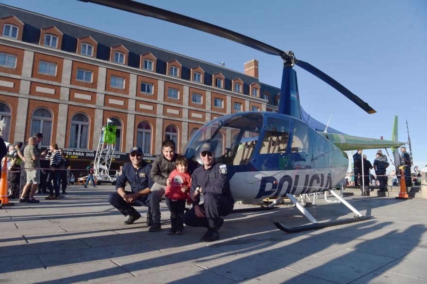 La Policía de la Provincia realizó una muestra itinerante en Mar del Plata