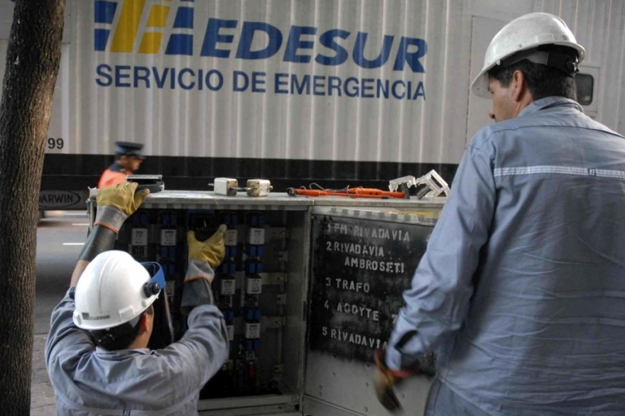 Siguen los cortes de luz: casi 50 mil usuarios sin servicio en el Conurbano y Capital Federal