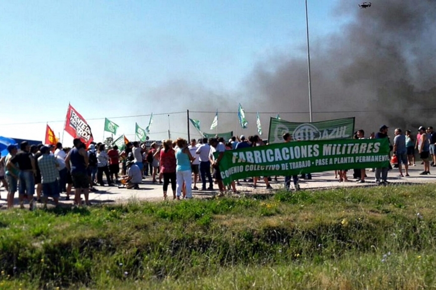 Trabajadores de Fabricaciones Militares anuncian medidas de fuerza contra los despidos