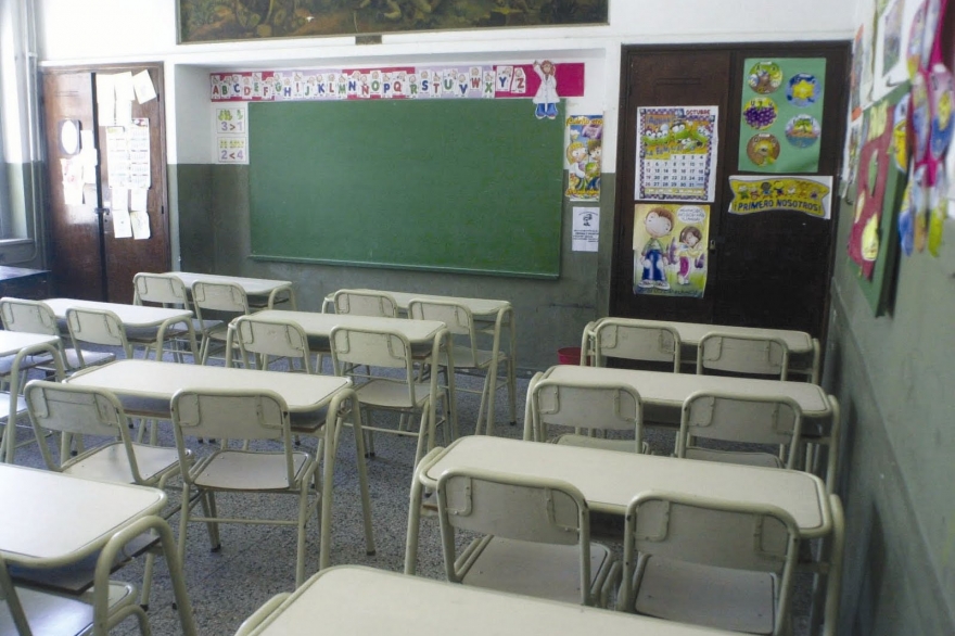 Sin comienzo de clases: docentes anunciaron paro de 48 horas el lunes y martes