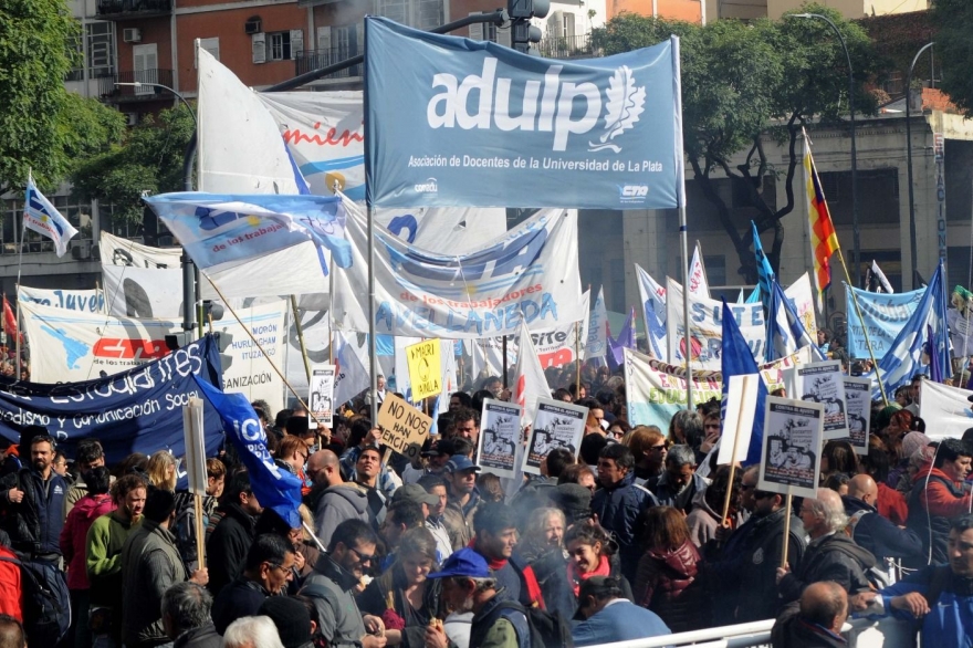 Paro universitario: martes y miércoles sin clases por huelga de docentes en reclamo de mejor salario