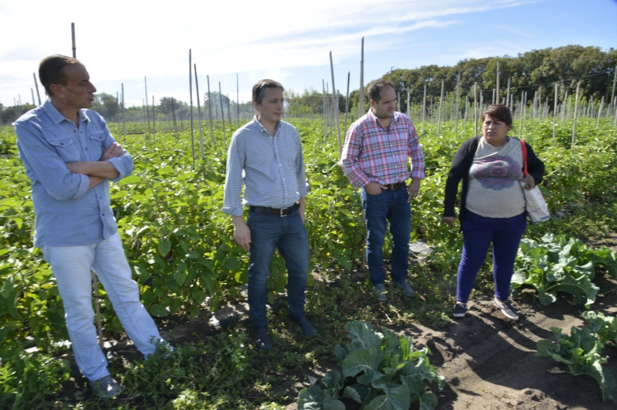 Gray visitó a Arrieta y acordaron trabajo conjunto con la Asociación de Productores Familiares