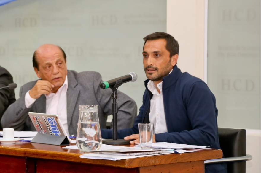 Mojada de oreja: Patricio Mussi le quiere competir la intendencia de Quilmes a Martiniano