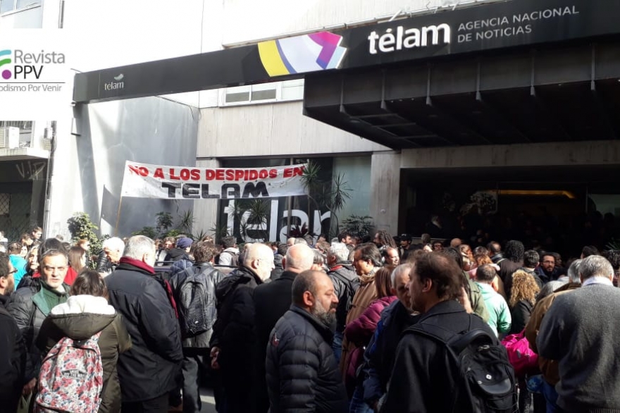 Alerta por despidos en la agencia Télam: más de 350 empleados se quedaron sin trabajo
