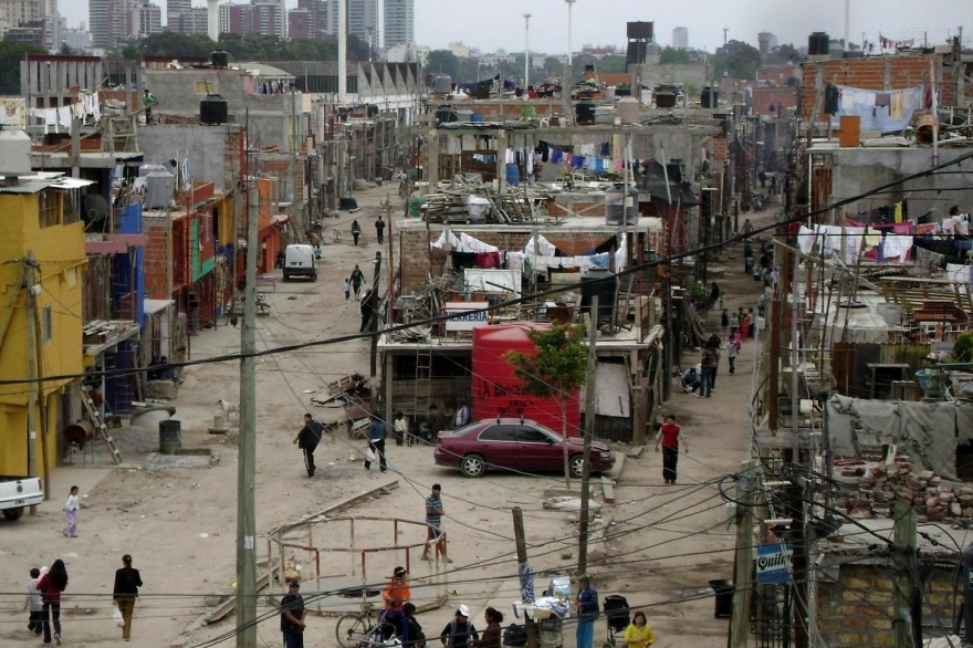 Según la UCA, el 54 por ciento de los niños del conurbano vive en situación de pobreza