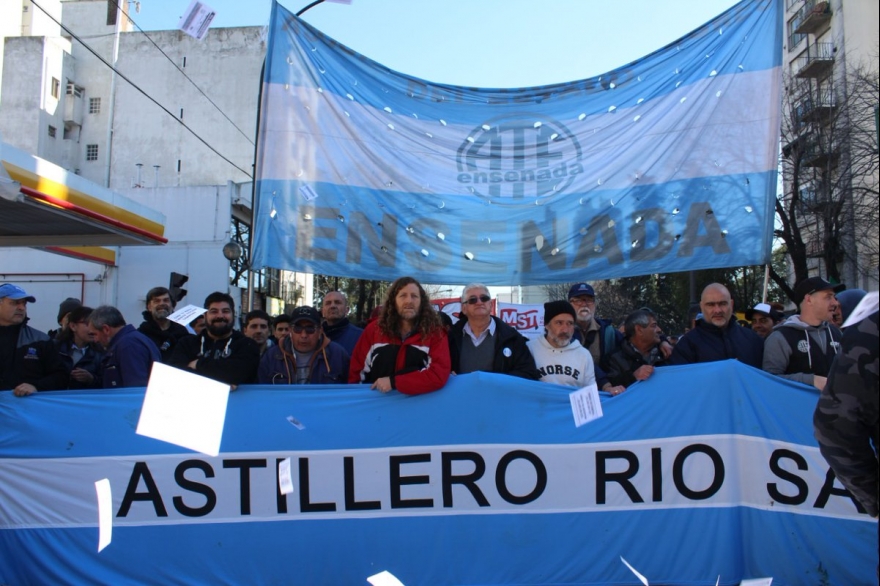 Estatales y docentes van al paro en repudio a la represión a los trabajadores del Astillero