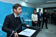 Kicillof visitó San Nicolás: se mostró junto a un intendente opositor y críticas a Milei por la quita de fondos