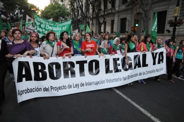 Aborto legal: comienza el debate y organizaciones sociales convocan movilización hasta Congreso