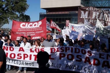 Conflicto en el Posadas: trabajadores protestan en reclamo de reincorporación de despedidos
