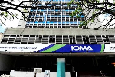 Sigue el conflicto con farmacéuticos: en medio de advertencias, IOMA adelantó que pagará su deuda