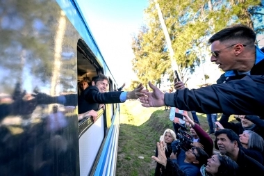 Kicillof inauguró un tramo del Tren Universitario y reconoció que “todavía hay mucho para hacer”