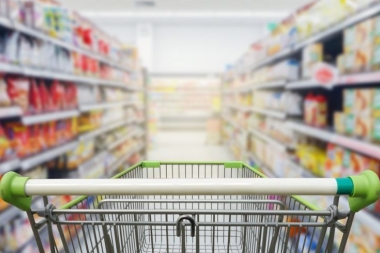 El consumo sigue en caía: la venta en supermercados bajó 4,2% y en shoppings 2,6%