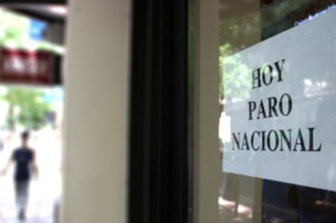 Se agudiza el conflicto: Bancarios realizan paro en rechazo a propuesta del 9 por ciento