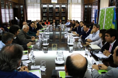 Para reforzar la industria regional, Tizado recibió a Secretarios de Producción de municipios