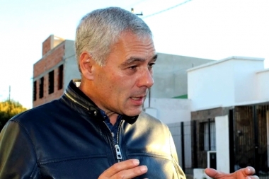 Cagliardi criticó la gestión de Nedela en Berisso: “Encontramos un municipio quebrado”