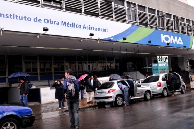 Crisis en IOMA: la mutual acordó saldar deuda y médicos vuelven a atender a afiliados