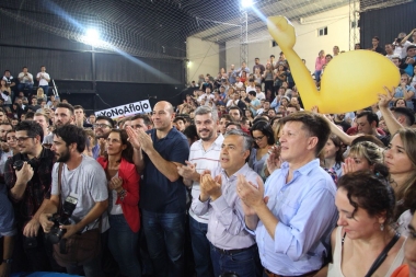 Peña, De Andreis y Cornejo encabezaron Encuentro Nacional de la Juventud de Cambiemos