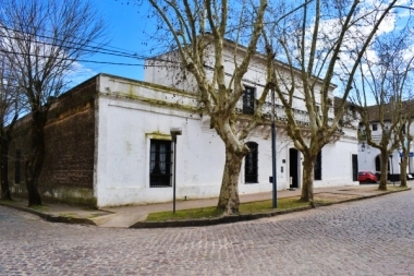 Chascomús estrenó la primera edición de “Puentes Culturales” en la Casa de Casco