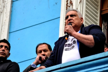 El “Pata” Medina dijo que Macri “tiene que ser colgado en la Plaza de Mayo”