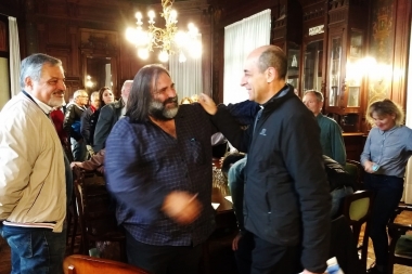 El Arzobispo de La Plata recibió a Baradel y otros dirigentes sindicales, sociales y empresariales