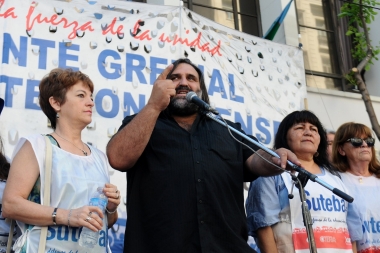 En medio del paro docente, Baradel anunció movilización al Ministerio de Educación