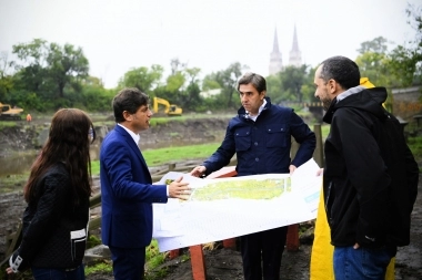 Kicillof volvió a apuntar a Milei: "En la Provincia la obra pública no se paraliza"