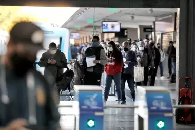 Crece el porcentaje de población que no se siente representada por ningún espacio político