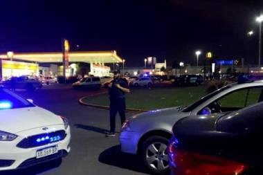 Grave: tiroteo entre policías de la Federal y la Bonaerense dejó un comisario muerto