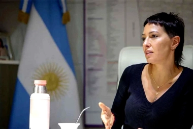 Mayra Mendoza acusó “persecución política” por los allanamientos al Municipio de Quilmes