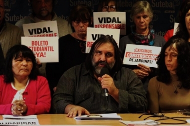 Docentes movilizarán el lunes por "haberes mal descontados": amenazan con medidas de fuerza