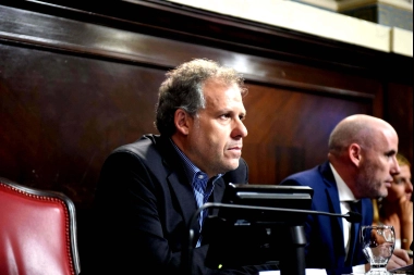 Por las críticas al PRO, senador dijo que Teresa García debería fijarse en “los problemas” del peronismo