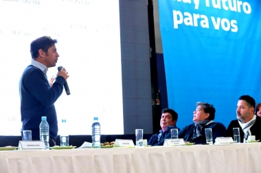 Cónclave de Kicillof con intendentes tras triunfo en las PASO: “No hay que quedarse quietos”